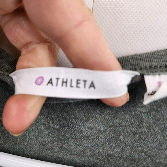 Athleta Jasper Green Ruched Tulip Hem Seeker T-Shirt Dress Size Small - Picture 10 of 11